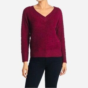 Love by design Nordstrom Rack v-neck sweater